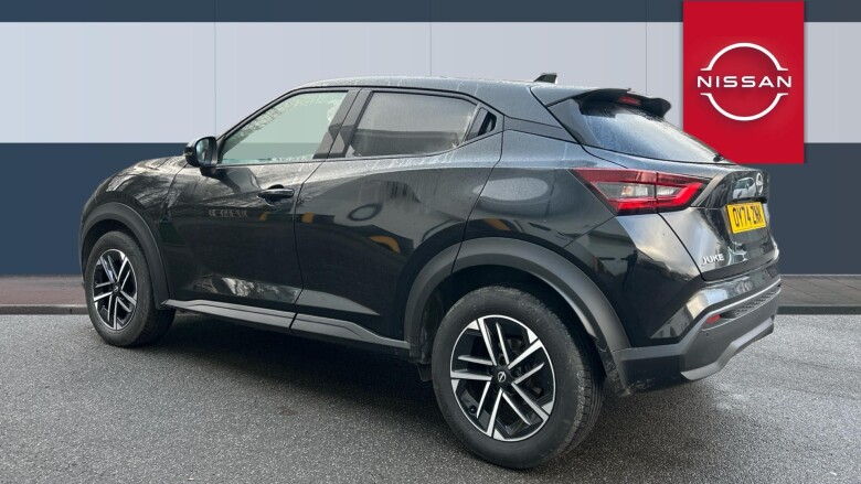 Nissan Juke 1.0 DiG-T N-Connecta 5dr DCT Petrol Hatchback